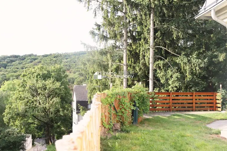 Fuchs und Hase - wunderschöne Doppelhaushälfte in märchenhafter Lage !