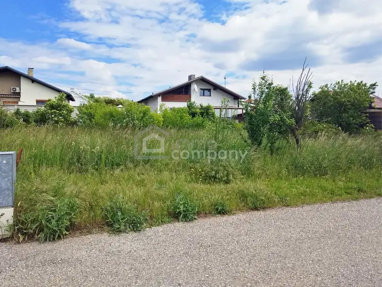 Baugrundstück am Ortsrand mit freiem Blick über die Felder! – 800 m² für Ihr neues Zuhause