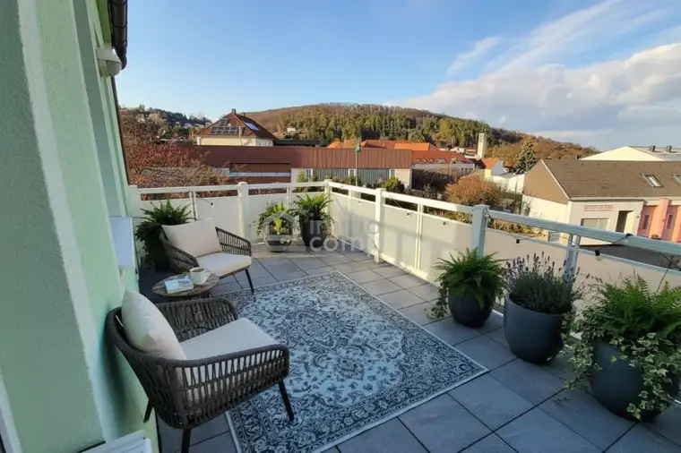 Spitzen Wohnung mit super Sonnen-Terrasse