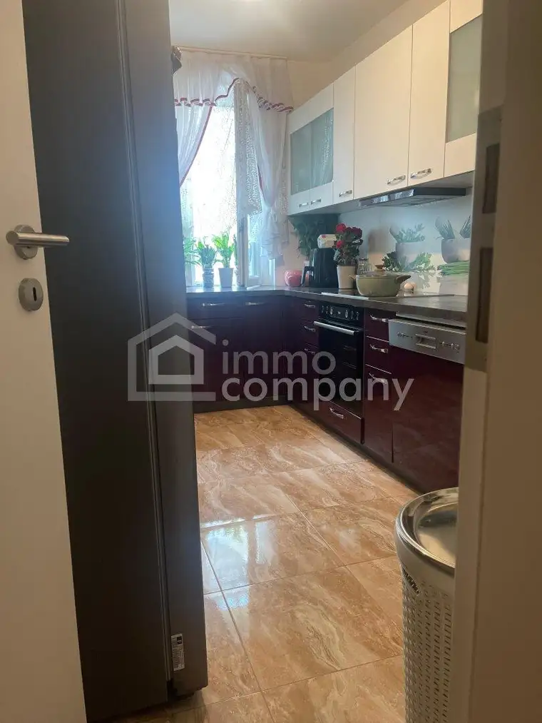 Winteraktion! Sanierte 4-Raum Eigentumswohnung in Top-Lage / Top Preis - Nähe Reumannplatz