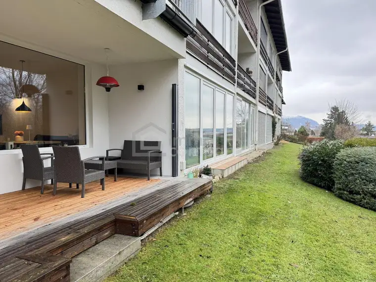 Eigentumswohnung Altmünster am Traunsee – 51 m², Garten &amp; Seeblick. Hochwertig Renoviert.