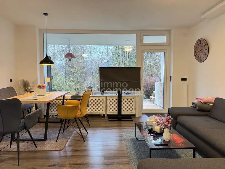 Eigentumswohnung Altmünster am Traunsee – 51 m², Garten &amp; Seeblick. Hochwertig Renoviert.