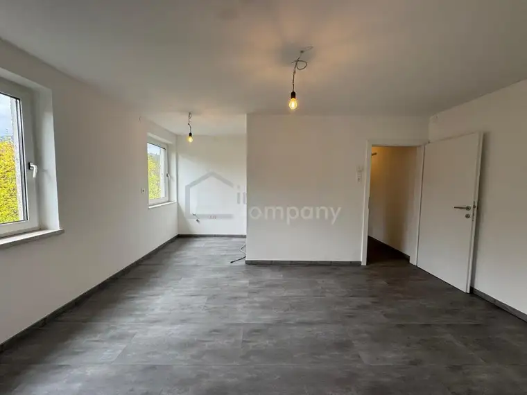 Erstbezug nach Renovierung – moderne Wohnung mit Balkon &amp; Parkplatz in Kapfenberg