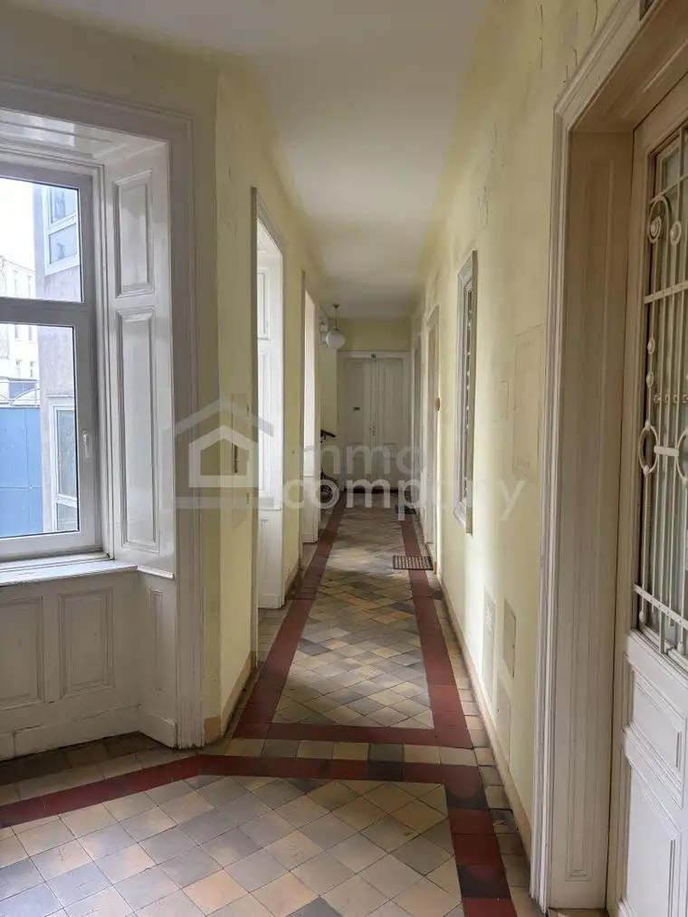 Vollrenovierte 2-Zimmer Wohnung 63m², wunderschönes Eckzinshaus!
