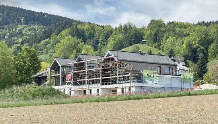 Reiheneckhaus mit Panorama, See- &amp; Bergblick in Nußdorf am Attersee