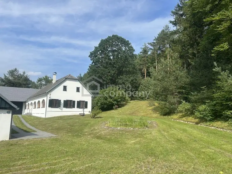 Sooo schön - Charmantes Bauernhaus mit ca. 1 ha Grund in Einzellage