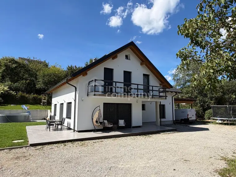  Provisionsfreies Traumhaus mit 240 m² Wohnfläche – Viel Platz für die ganze Familie