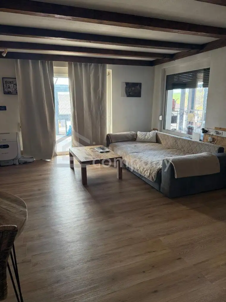 Einfamilienhaus mit Wintergarten, Photovoltaik &amp; moderner Ausstattung