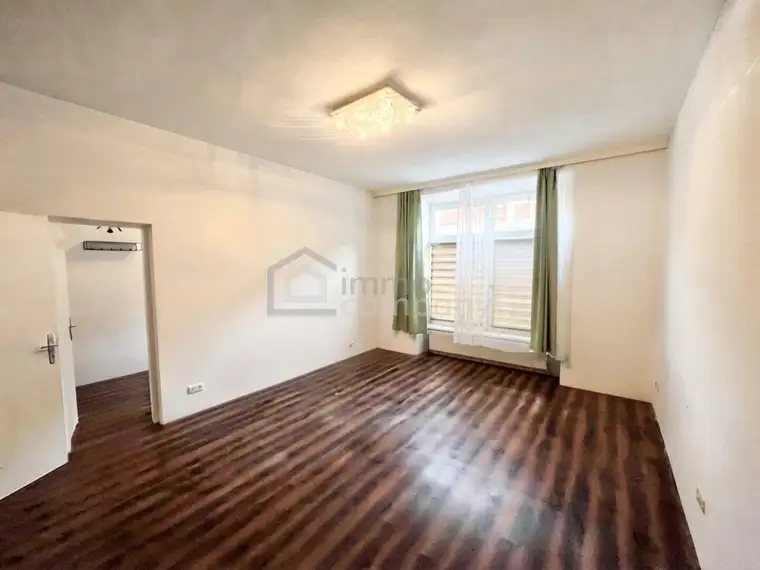 3-Zimmer-Wohnung mit großer Innenhofterrasse in 1140 Wien
