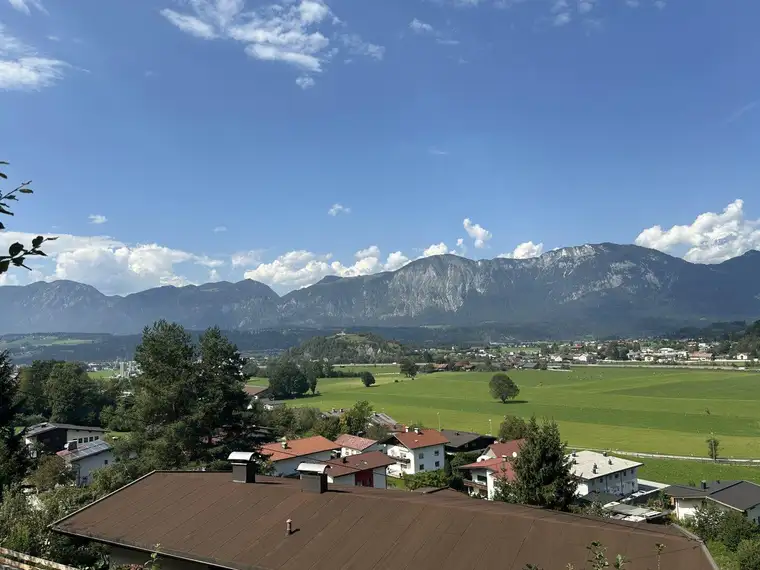 Freizeitwohnsitz mit Panoramablick – Grundstück mit Altbestand in Wörgl, Tirol