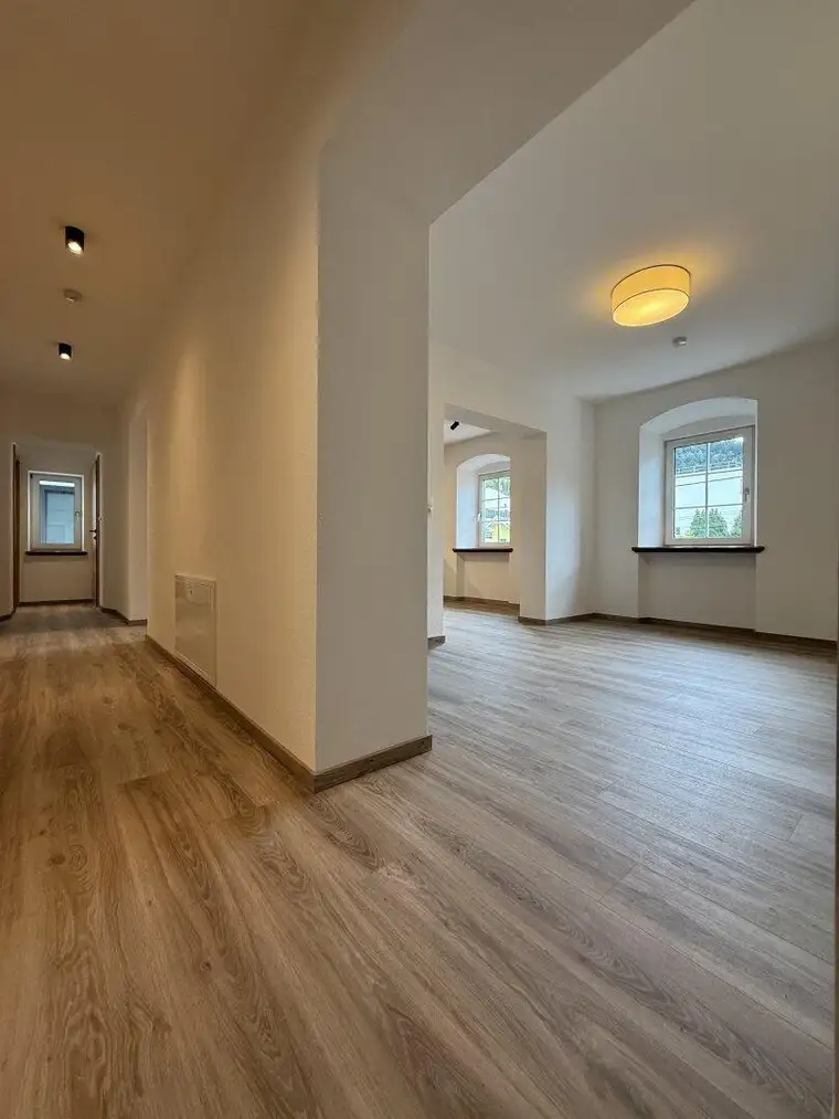 Büro/Praxis im Zentrum von Jenbach zur Miete