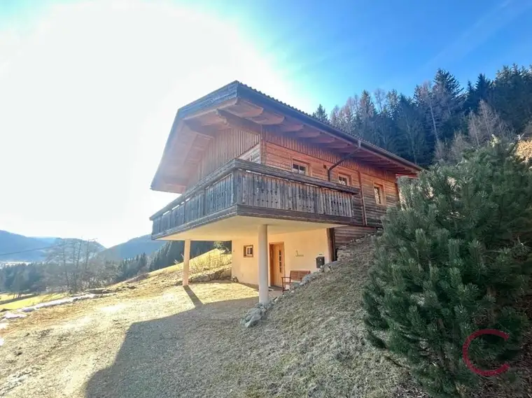 Exklusives Ferienchalet in Traumlage Nähe Golfplatz und Langlaufloipe