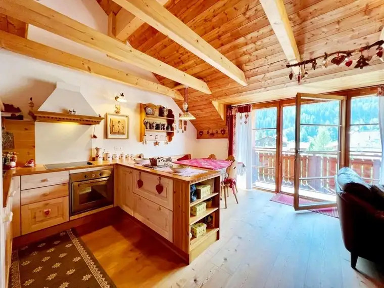Traumhaftes, urig-originelles 4-Zi.-Appartement in Thermen- u. Skipistennähe