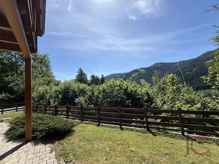 Wunderschöne 3-Zi.-Gartenwohnung, idyllische Sonnenlage &amp; herrlicher Ausblick