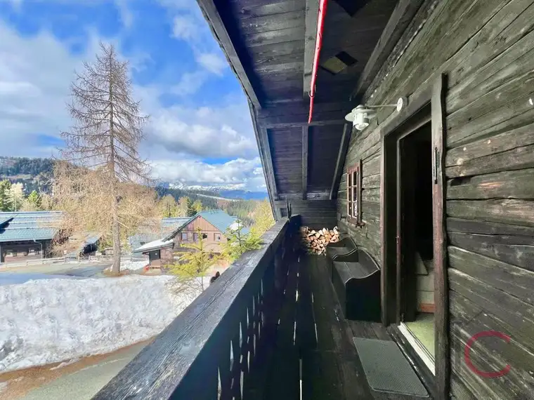 Uriges Ski-in/Ski-out 3-Zi.-Appartement mit Sauna, Balkon, Garage