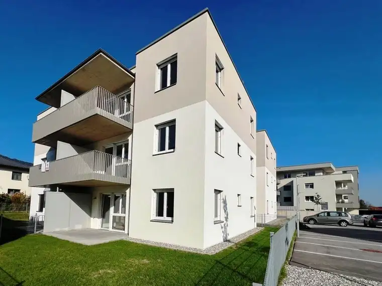 Moderne, helle 3-Zi.-Wohnung mit Balkon in Villach Stadt/Obere Fellach