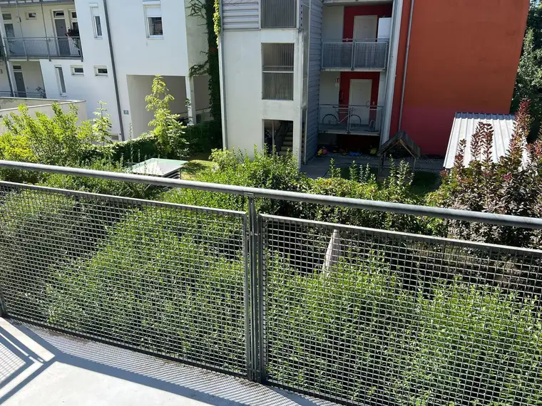 * Geidorf: Lässiger Neubau mit Loggia und Garage in Super Unilage! *