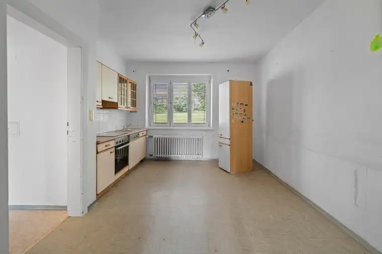 *LEND- Wunderschöne Aufteilung- 2 extra Zimmer- Sehr helle ruhige Wohnung + Westbalkon + Parkplatz *
