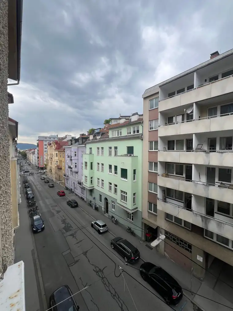 +++Zentrale Altbauperle mit Charme – 2 Zimmer in der Steyrergasse!+++