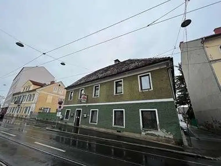 * Nächst TU: Altbauwohnung: 4 Zimmer mit Terrasse schöner Ausblick- top Lage*
