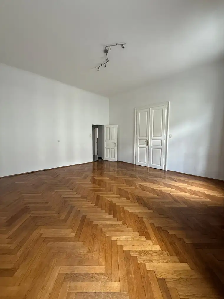 xklusive Altbauwohnung mit Charme – 118 m² Wohnfläche im Herzen von Graz