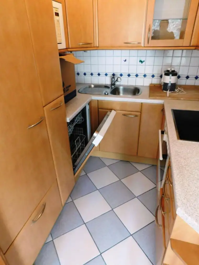 Generalsanierte Anlegerwohnung 86m² PROVISIONSFREI Whg 07