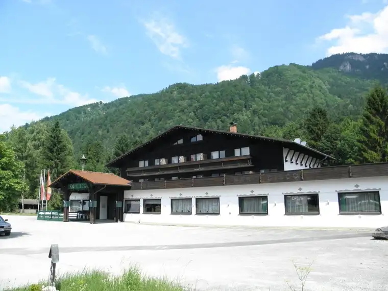 Hotel inkl.Gasthaus mit vielen Möglichkeiten auch mit Ferienwohnungen einzeln verwertbar