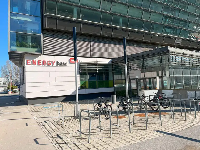 Attraktiver Preis: Hochwertig ausgestattete Bürofläche in einem energieeffizienten Gebäude (Top 2.4) – provisionsfrei