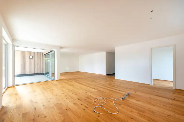Erstbezug! großzügige 3-Zimmer-Wohnung in zentraler Lage
