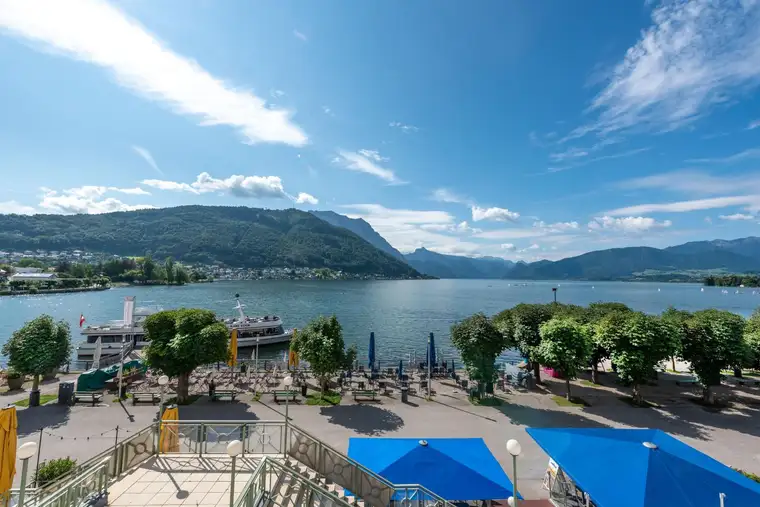 Ihre neue Praxisadresse am Traunsee – zentrale Lage und großzügige Räumlichkeiten