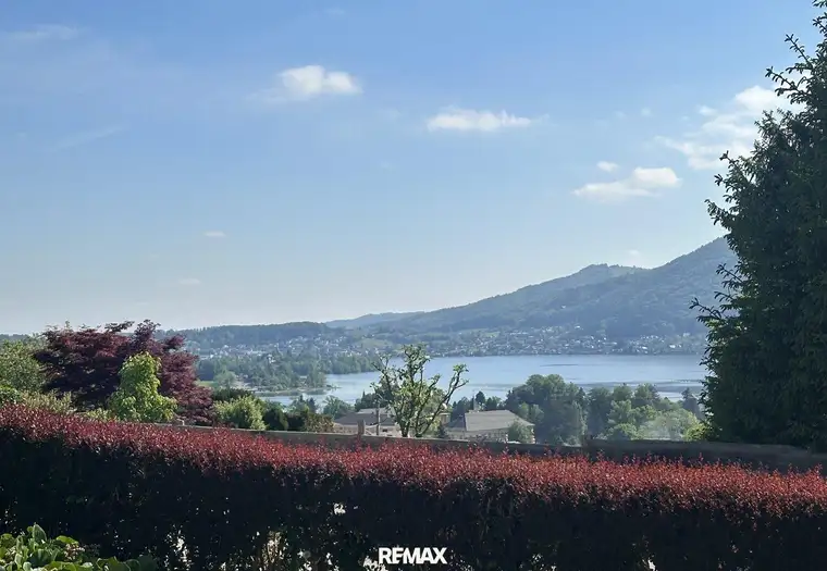 Ein- oder Zweifamilienhaus in Bestlage „Am Huemerhof“ mit traumhaftem Traunseeblick