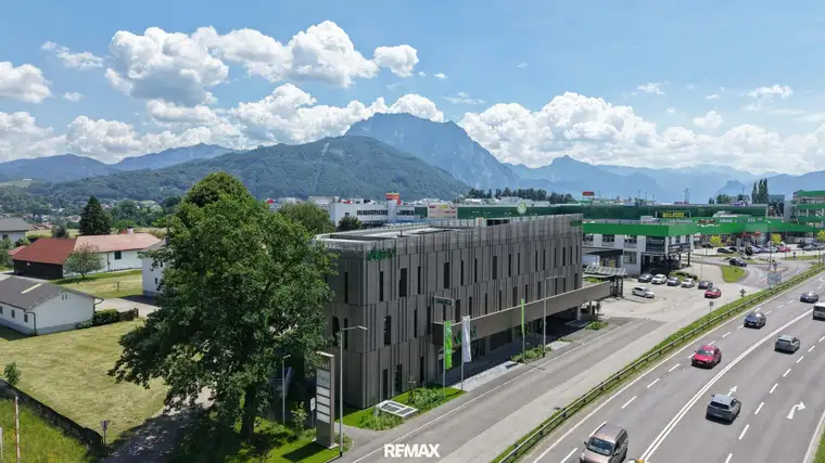 Moderne Praxis in Gmunden, 235 m², Erstbezug, Terrasse, barrierefrei, Aufzug!
