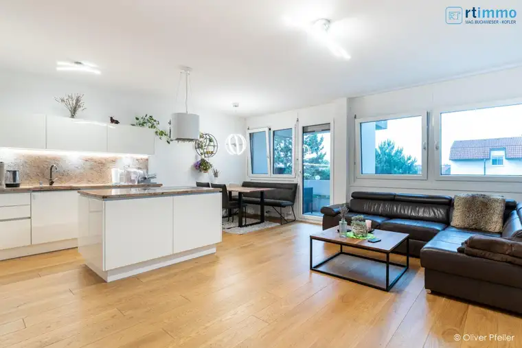 NEUER PREIS: THERMISCH SANIERT: HOCHWERTIGE 3 ZIMMERWOHNUNG mit LOGGIA