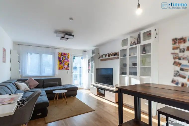 MODERNE 2 ZIMMERWOHNUNG MIT SONNIGEM BALKON