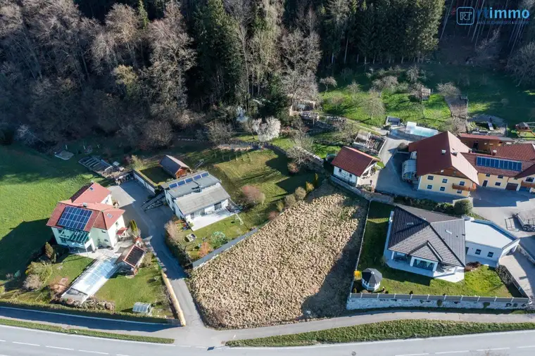 Schönes Grundstück in Munderfing – 942 m² für nur € 199.900 - Jetzt zuschlagen!