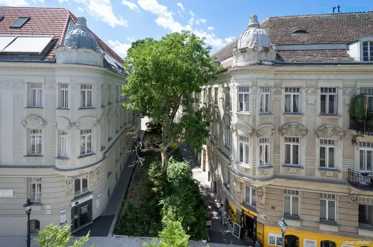 WOHNEN IN DER ALTGASSE-MODERNE, FRISCH SANIERTE 2 ZIMMERWOHNUNG IN BELIEBTER LAGE von HIETZING