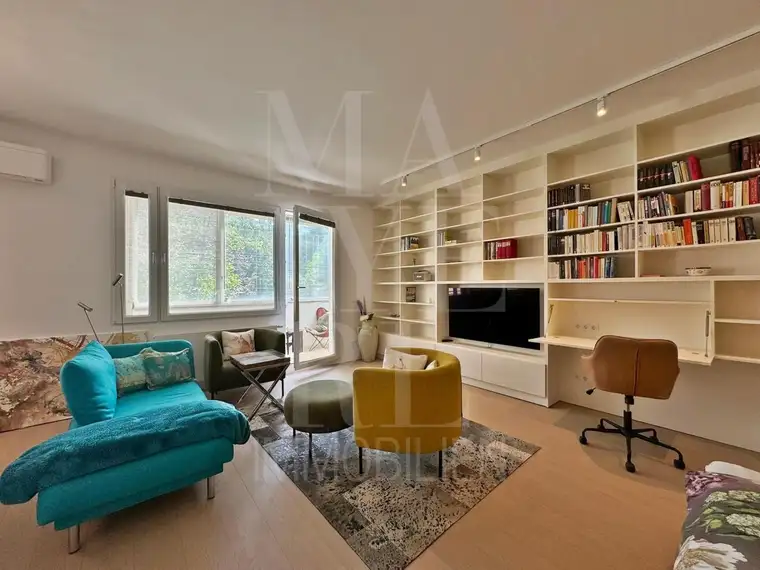 Stylisches Studio mit Balkon &amp; Wintergarten