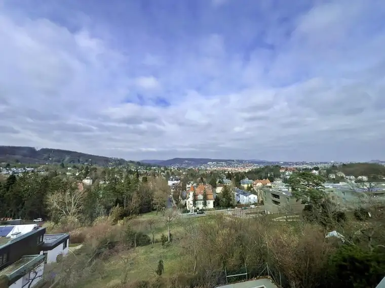schönes Eck-Reihenhaus mit Garten, Terrasse und Garage, absolute Grünruhelage