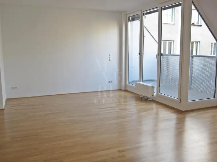 Moderne Dachgeschosswohnung - saniert