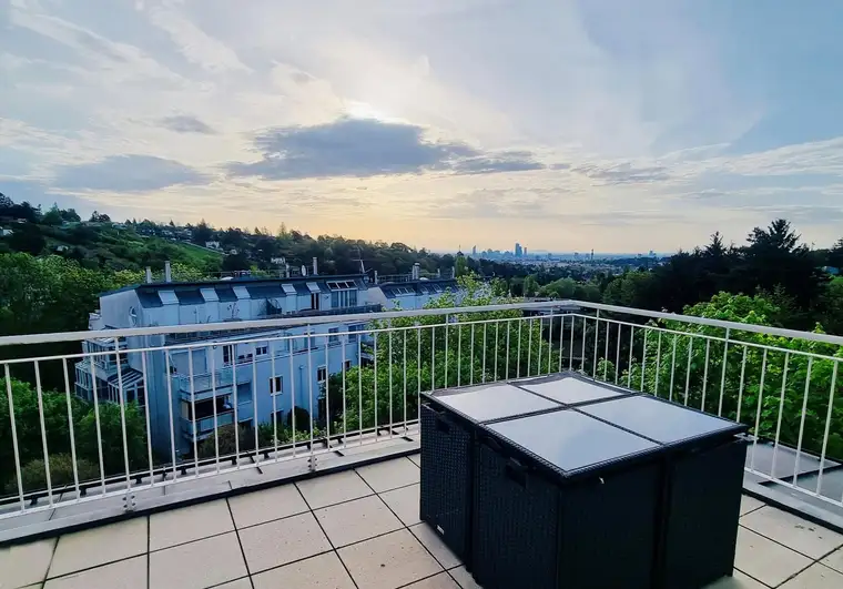 Penthouse mit Weitblick in exklusiver Grünruhelage – PRIVATE ZUFAHRTSSTRASSE