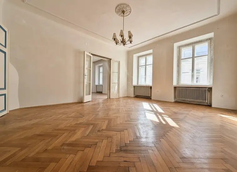 Helle Altbauwohnung (Biedermeierhaus) - ruhige Sackgasse hinter Rathaus