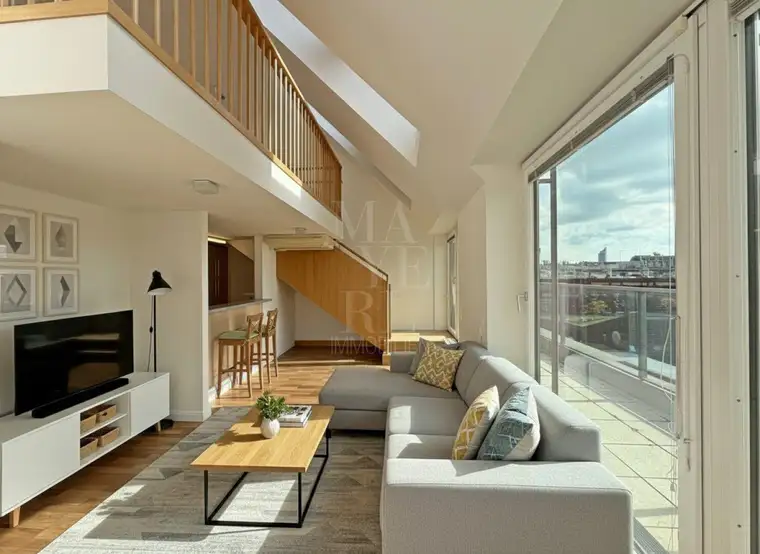 Loftartige Maisonette mit zwei Terrassen