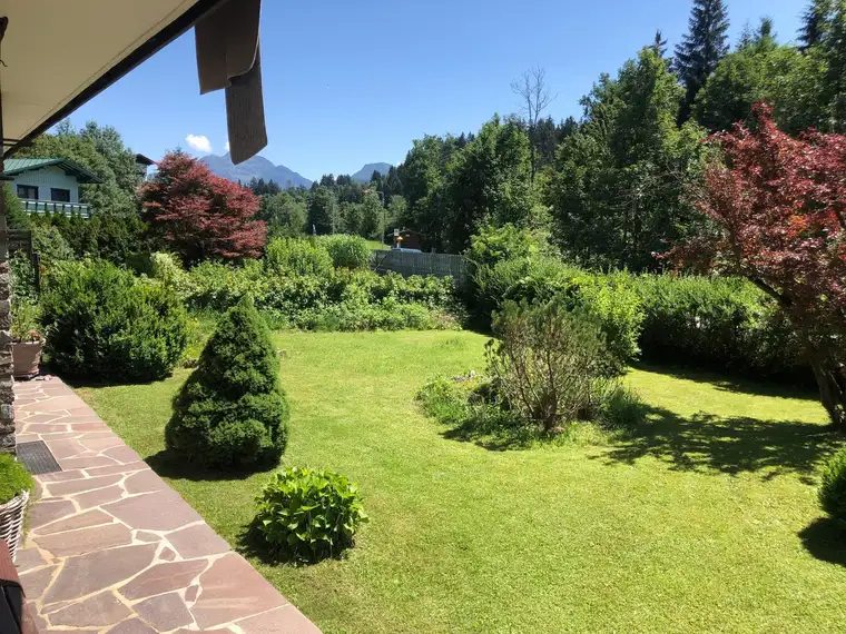 !!!90 m² Wohnung im Dachgeschoß mit über 300 m² Garten - ca. 100 m² Dachboden - im Zweifamilienhaus!!!