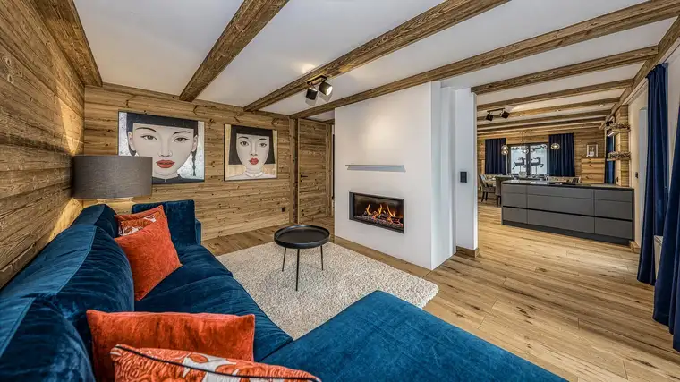 Luxuriöse Dachgeschoss-Maisonette in sonniger Ruhelage