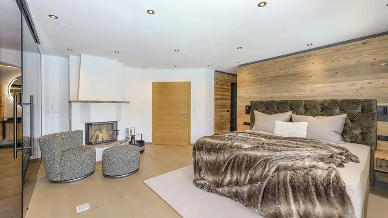 Exklusives Chalet mit Pool unmittelbar am Golfplatz