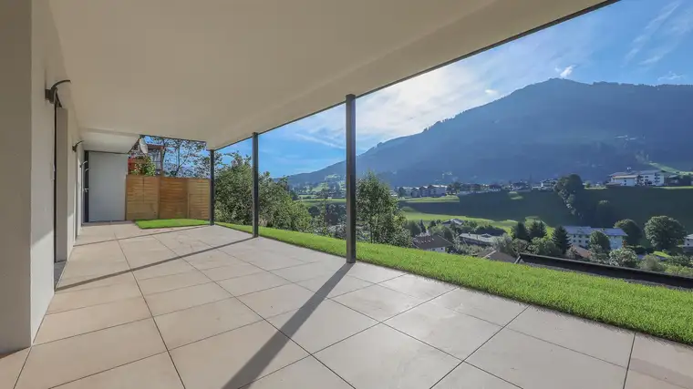 Der Adlerhorst - neuwertige Maisonette in Toplage
