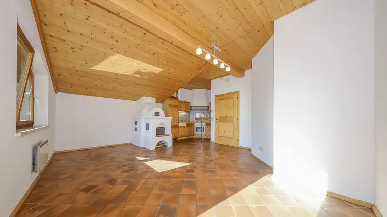 Dachgeschosswohnung mit traumhaftem Ausblick