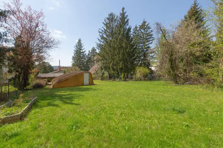Wolfersberg - Traumhaftes, sonniges Villengrundstück mit baubewilligter Einreichplanung (4 Geschosse)