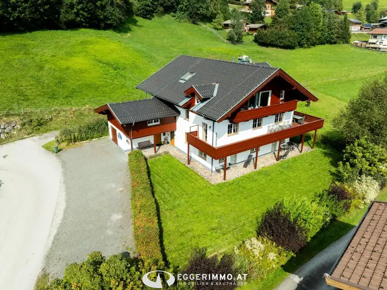 5761 Maria Alm; neu renoviertes Apartmenthaus, 4 Apartments für 22 Personen, genügend Parkplätze vorhanden, tolle Rendite !!