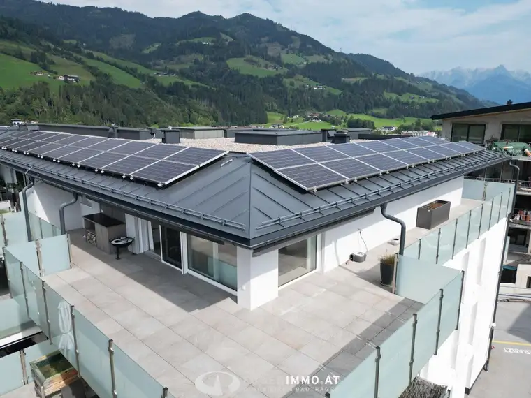 Wo Berge flüstern und die Stadt pulsiert - Stilvoll wohnen in zentraler- u. ruhiger Lage im Herzen von St. Johann/ Pg.